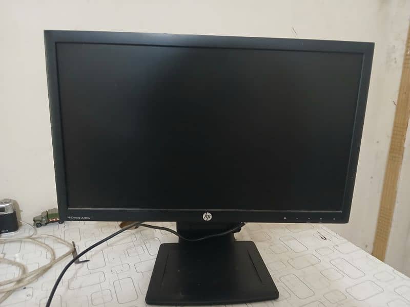 HP Compaq LA2306x 24 inch led for sale with cable 1