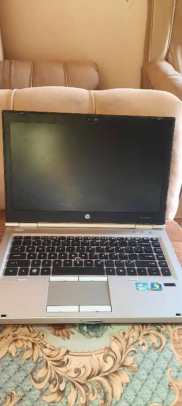 HP Elitebook 8460p 1