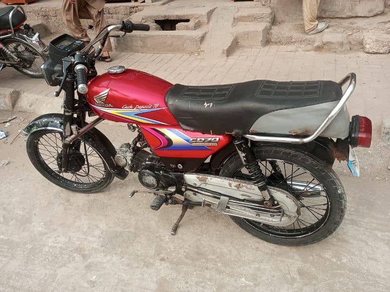 Super Asia 70 cc Model 2009 Islamabad Number 16