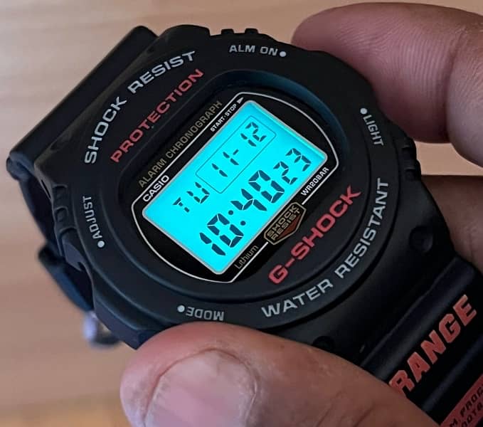 Casio G-Shock DW-5750E-1 6