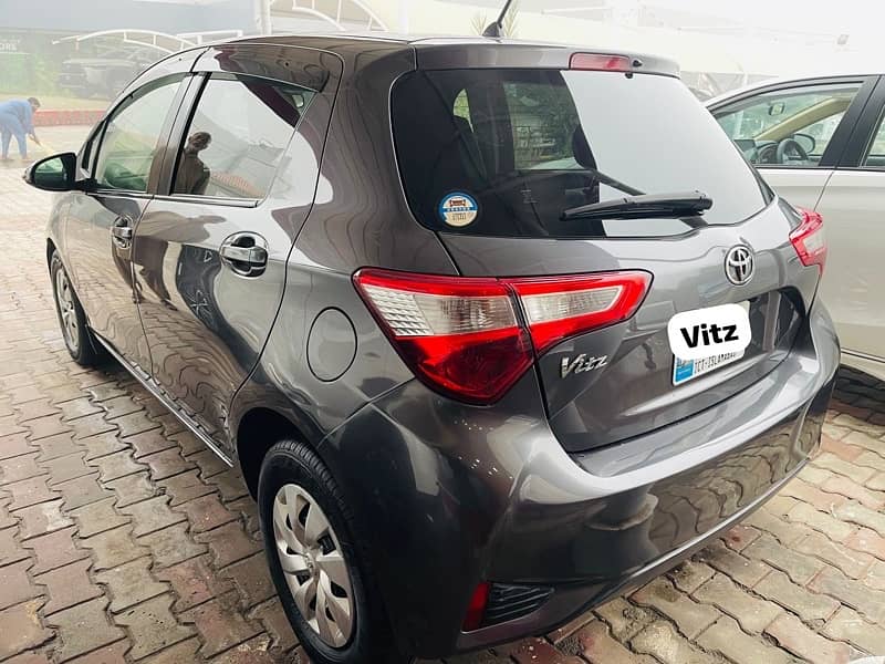 Toyota Vitz 2017 Push Button 6