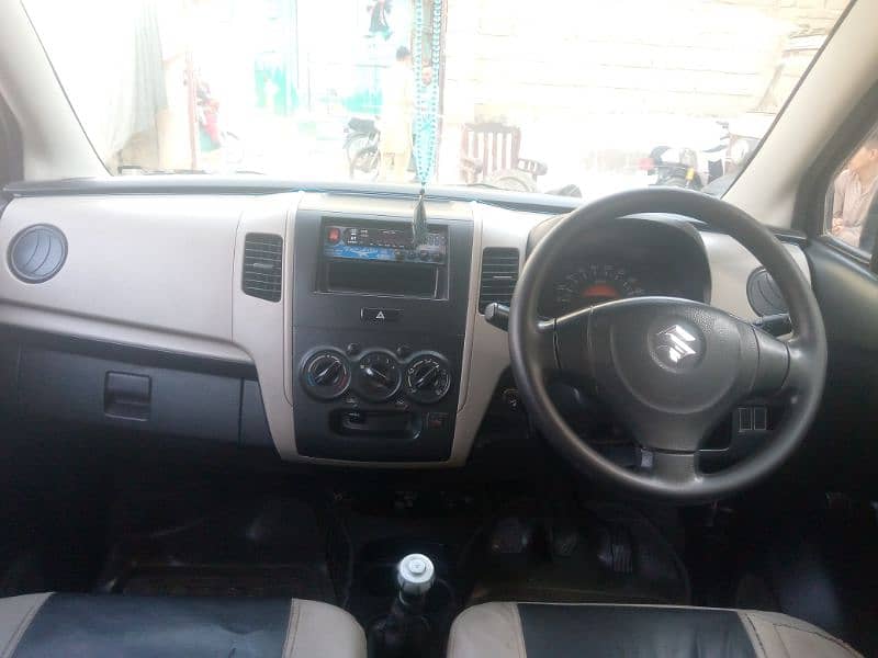 Suzuki Wagon R 2014 4