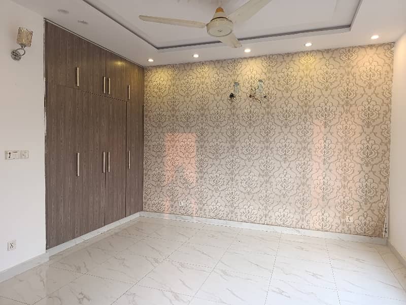 10 Marla Double Unit Full House With Basement In Dha Phase 8 Ex Air Avenue 21