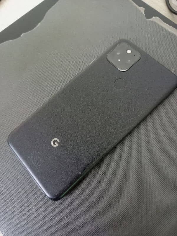 Google Pixel 5 with Original Charger 6