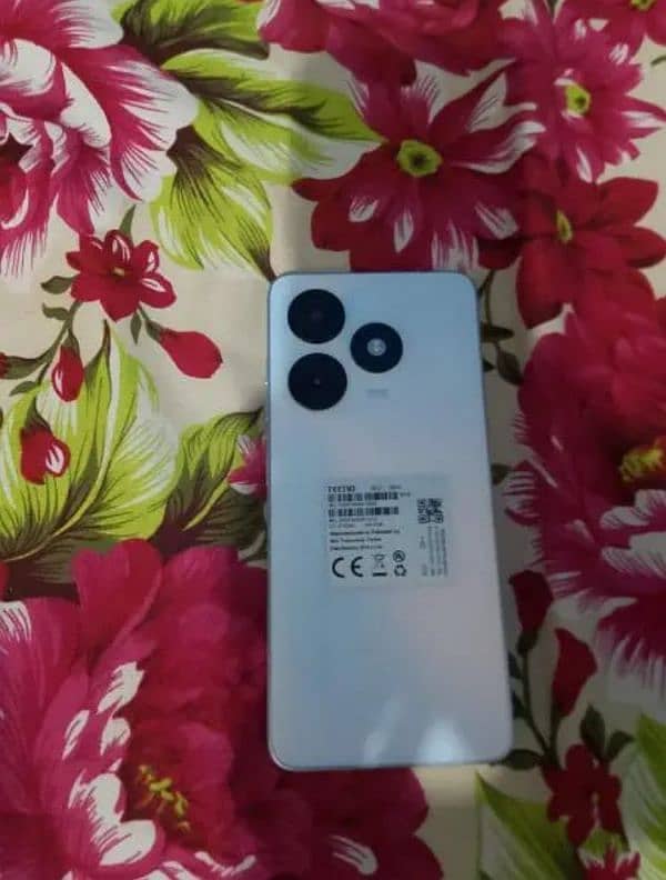 Tecno spark 20 c only 3 months used 1 year warranty 0