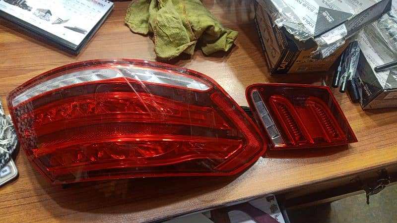 Mercedes e250light good condition 2