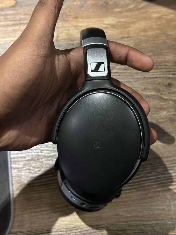 Sennheiser - HD 4.50 BTNC - Wireless Headphones 2