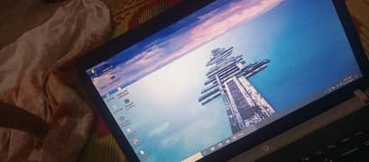 hp laptop for sale . . . whtsapp krlo number na mile to