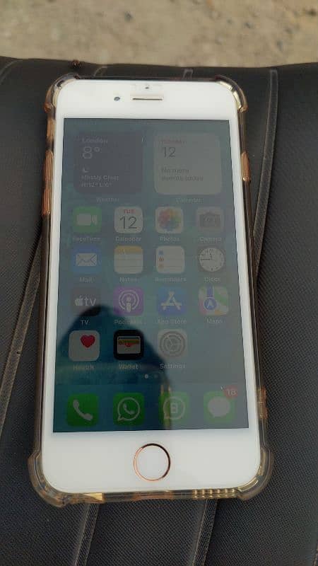 2 iPhone 6s 64GB PTA APPROVED URGENT SALE 0