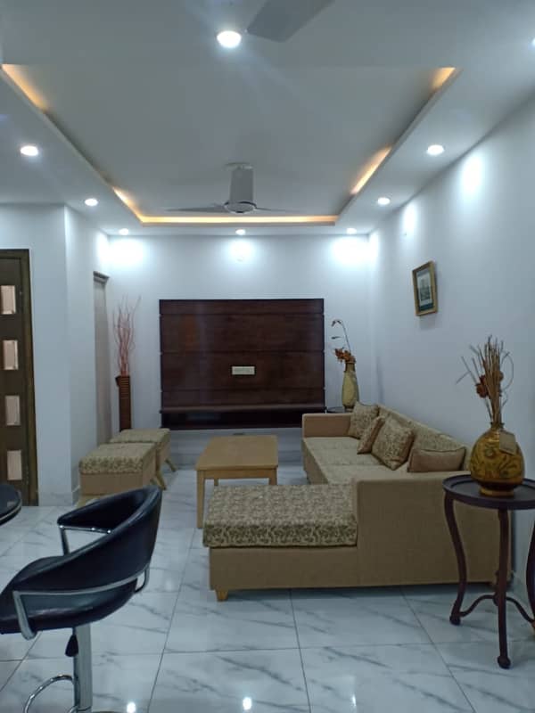 2 Bed Almost New Flat (4.5 Marla) on Ground Floor is Available for Sale In Askari-11,Lahore 4