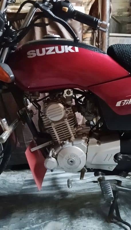 Suzuki 110s  2014 1