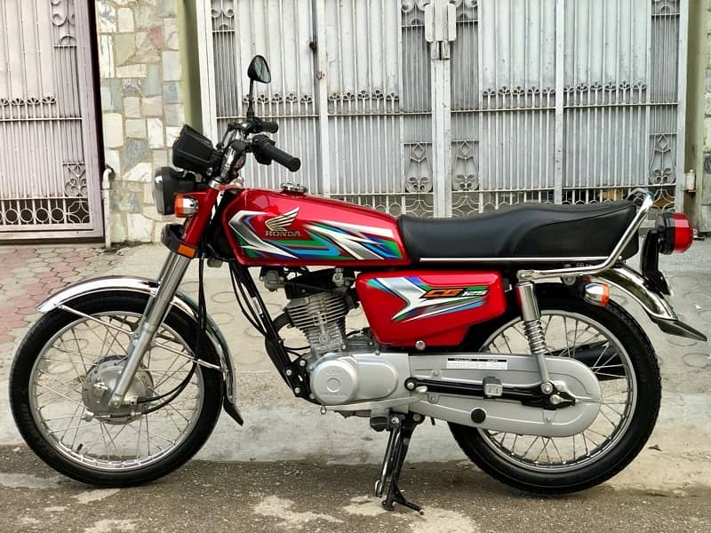 Honda CG125 2023 10