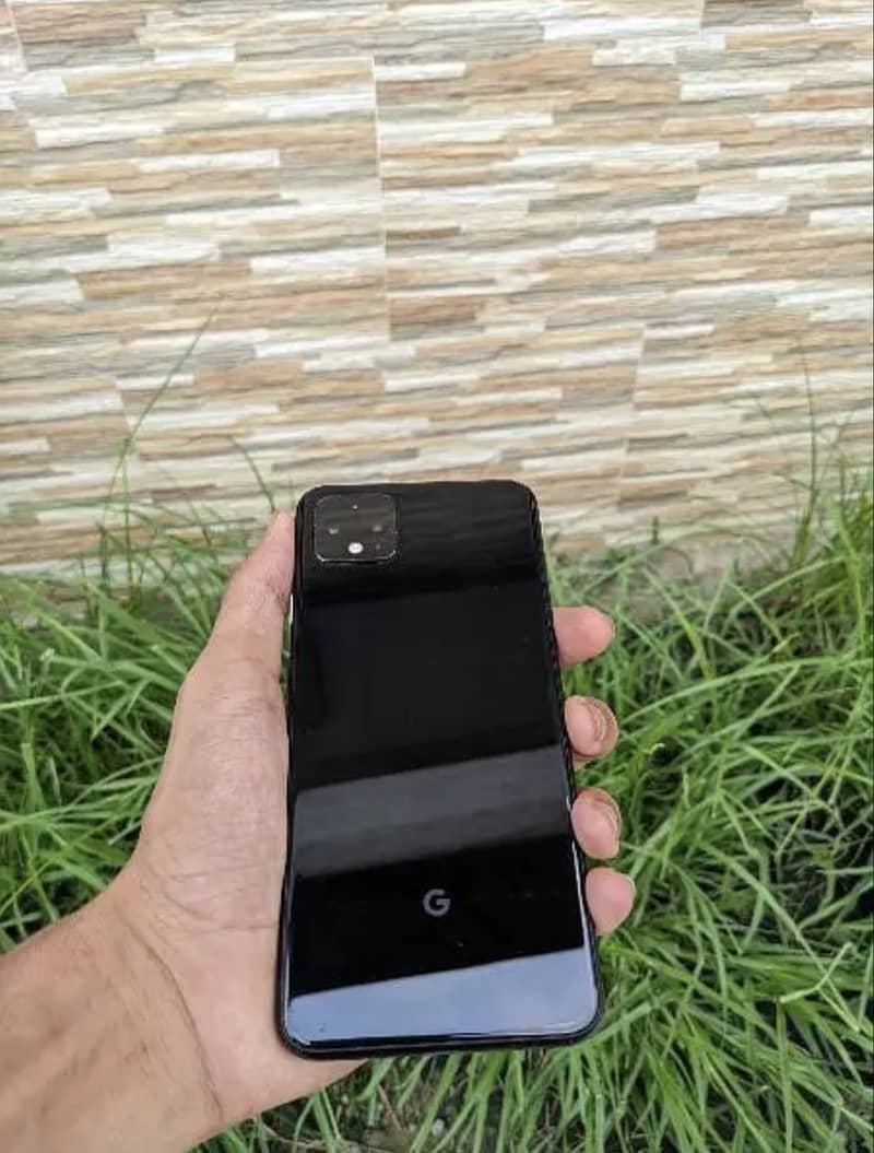 Google pixel 4xl what's app (03351248375) 1