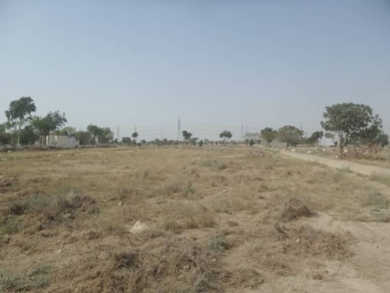 Residential Plot 240 Square Yards In Pir Ahmed Zaman Town - Block 2 4