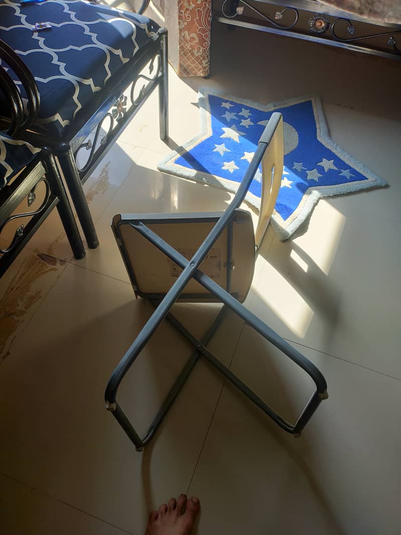 Ikea gunde branded folding chair 1