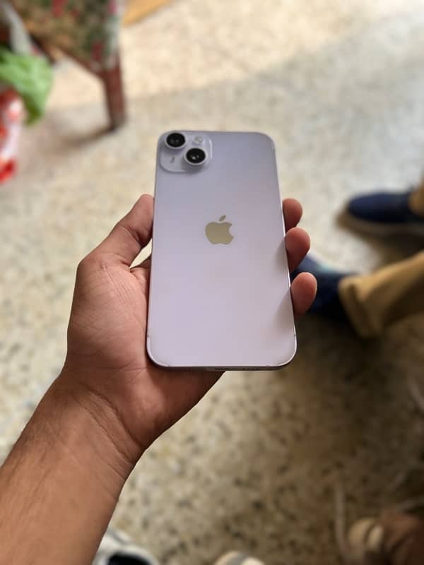 iPhone 14 Plus 0