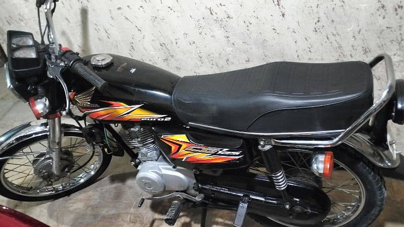 Honda 125 model 2021 Black 8