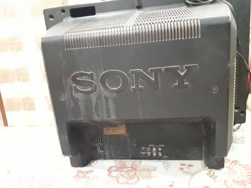 Sony Color TV (21 Inches) Made In Japan Original 2