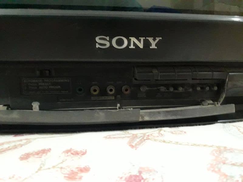 Sony Color TV (21 Inches) Made In Japan Original 4