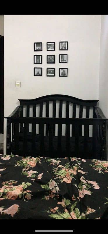 solid wood baby cot 0