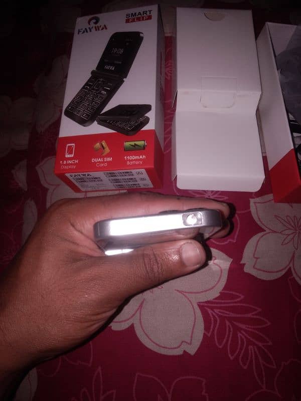 FAYWA SMART FLIP PHONE NEW RELEASE MOBILE. PHONE NUMBER :03202054212 10