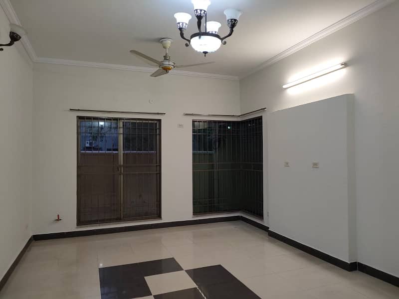 10 Marla 3 BED House Available For Rent In Askari 11 Sec-Lahore 3