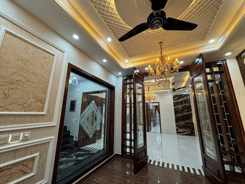 10 Marla Luxury House Available For Sale in Shaheen Block Bahria Town Lahore 2