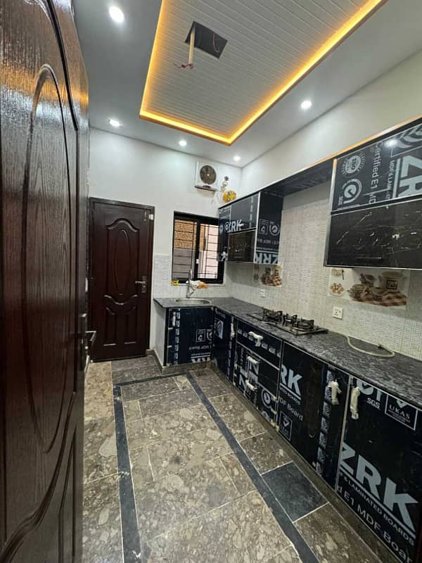 5 Marla Luxury Lower Portion Available For Rent In Bahria Town Lahore 10