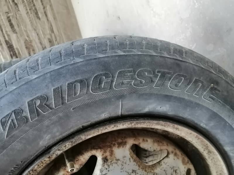 Bridgestone tubeless tyre 155/80/13 for sale. 03332070501 0