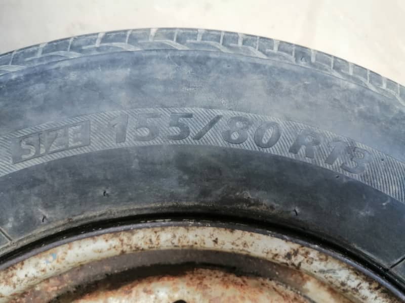 Bridgestone tubeless tyre 155/80/13 for sale. 03332070501 1