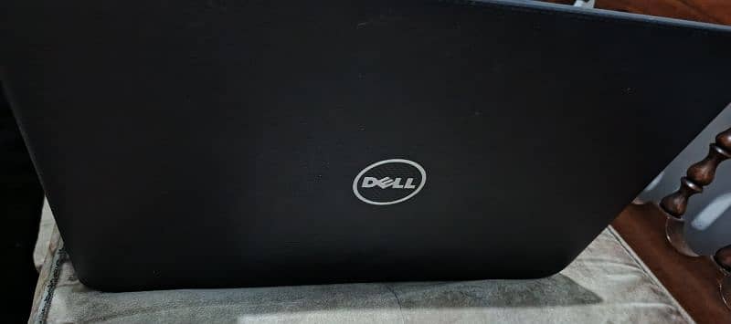 Dell Inspiron 3521 1