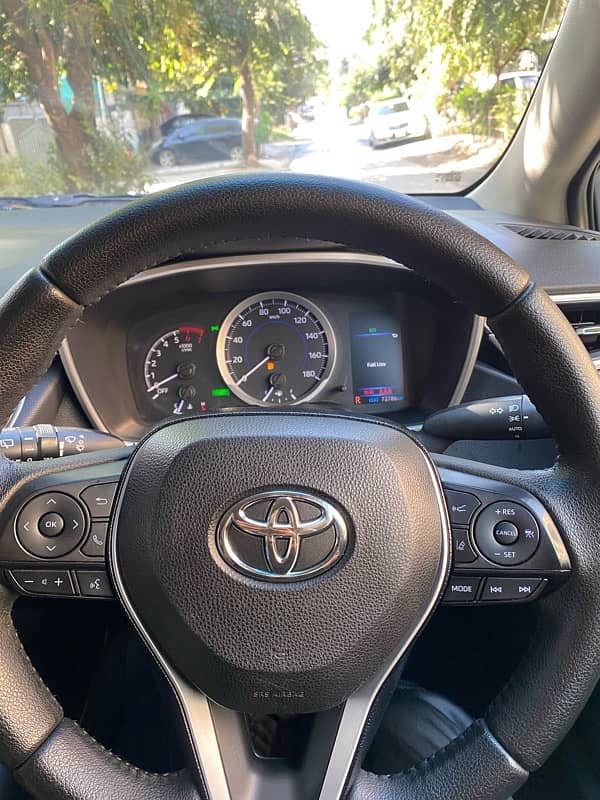 Toyota Corolla Axio 2019 16