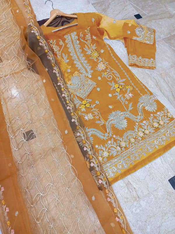 Full Embroiderd Shirt With Emb Dupatta 3pcs 0