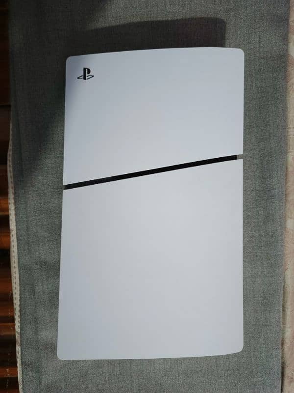 PS5 Slim 1TB Dic edition UK variant for sale 3