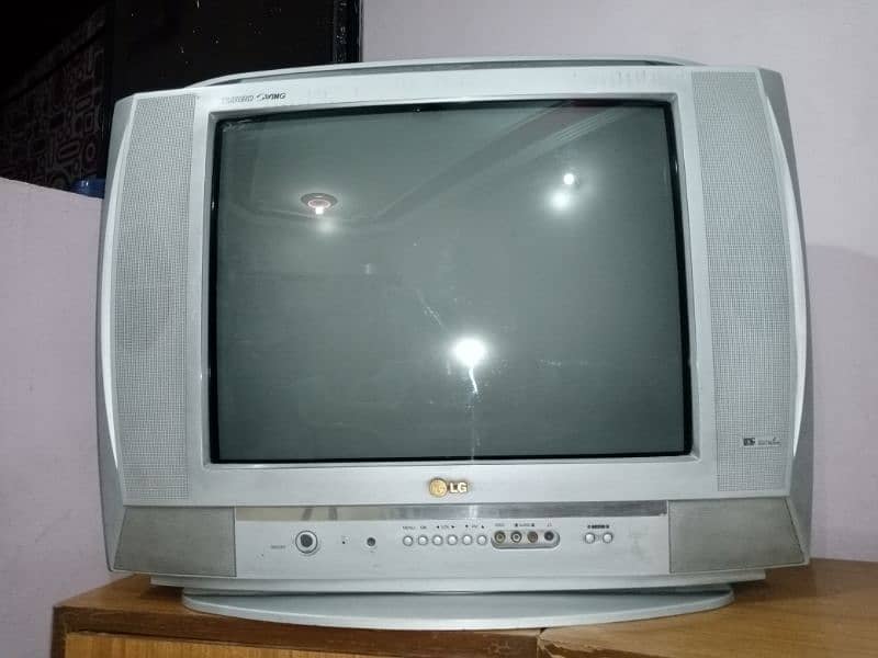 LG TV Good condition 17inch screen size 26in body HD Urgent sale 0