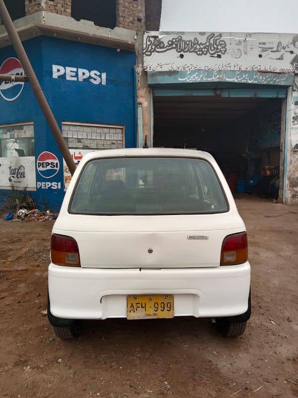 Daihatsu Cuore 2003 12