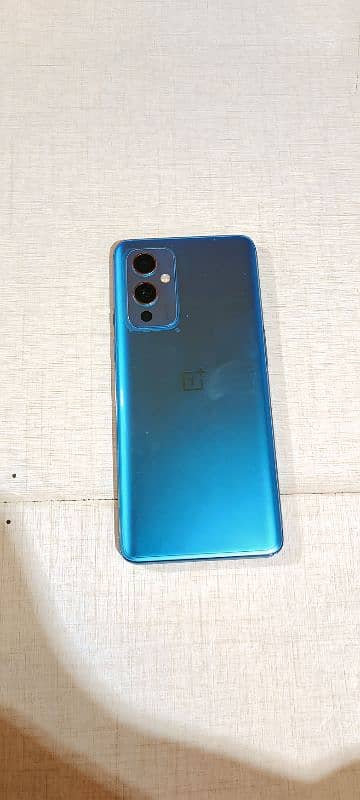 Oneplus 9 (12/256) 2