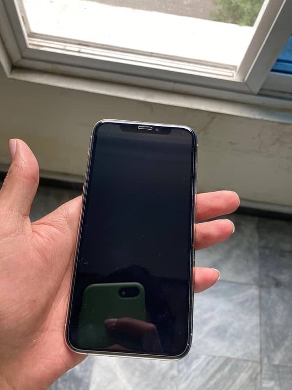 Iphone 11 pro Non PTA (64 GB) 1