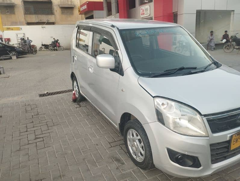 Suzuki Wagon R 2018 1