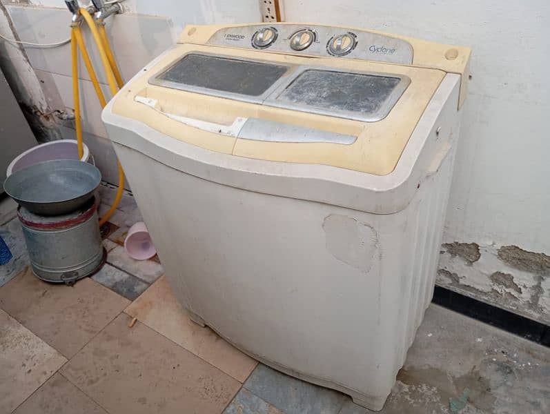 kenwood Washing Machine and Dryer 0