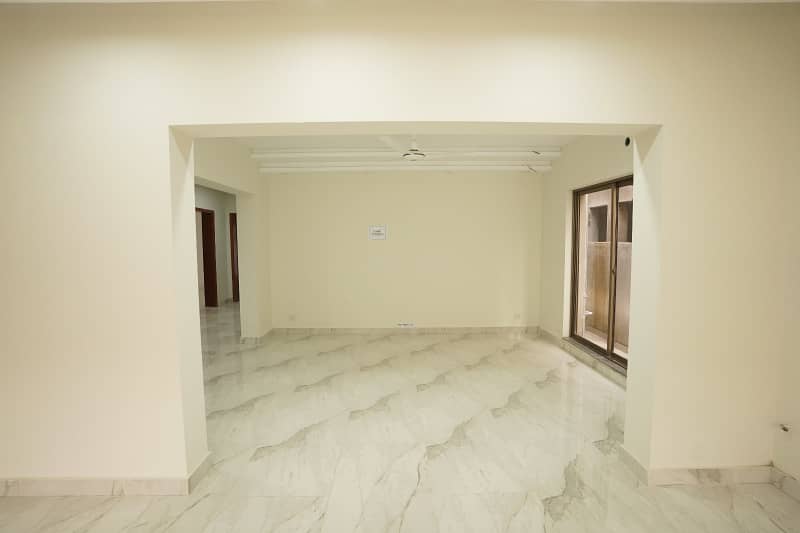 15 Marla 5 Bed Brand New Luxury House For Sale In Askari 10 Sec-S Lahore Cantt 7