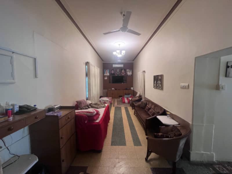 Bungalow Available For Sell At Prime Location Of Unit 8 Latifabad, Hyderabad 2