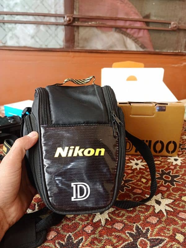 Nikon D7100 with All Accessories 10