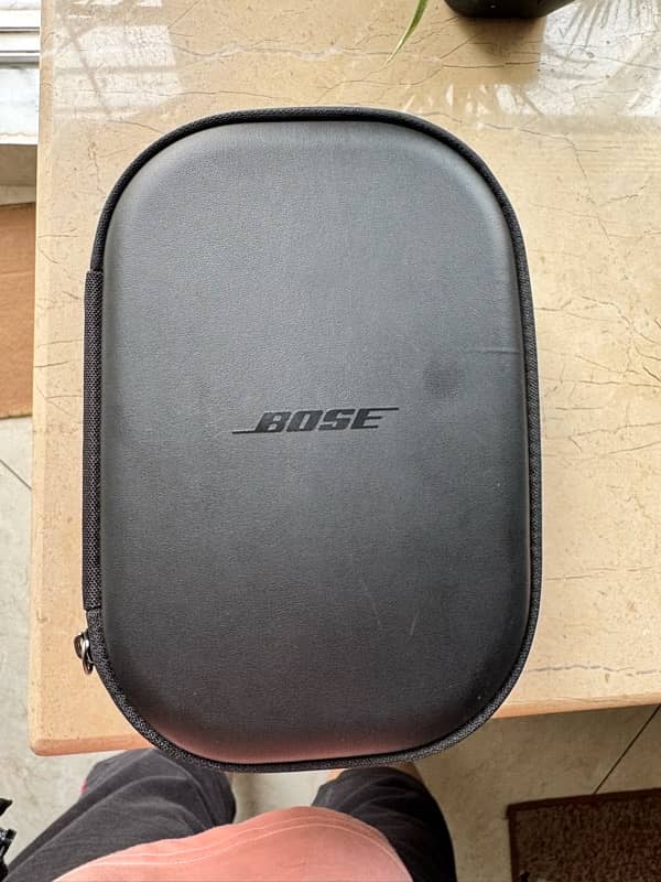 Bose Quite Comfort 45 (Active noise canceling) 6