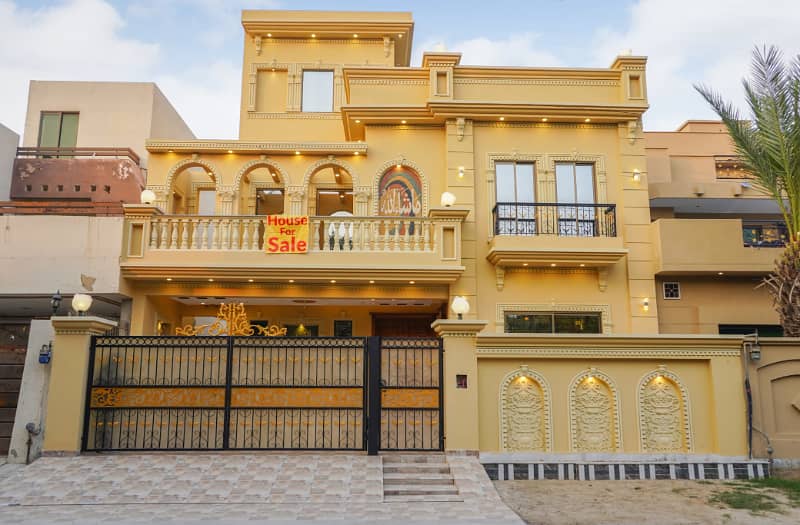 10 Marla Brand New Luxury House For SALE In Wapda Town 1