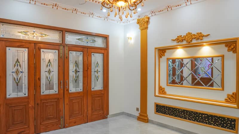 10 Marla Brand New Luxury House For SALE In Wapda Town 11