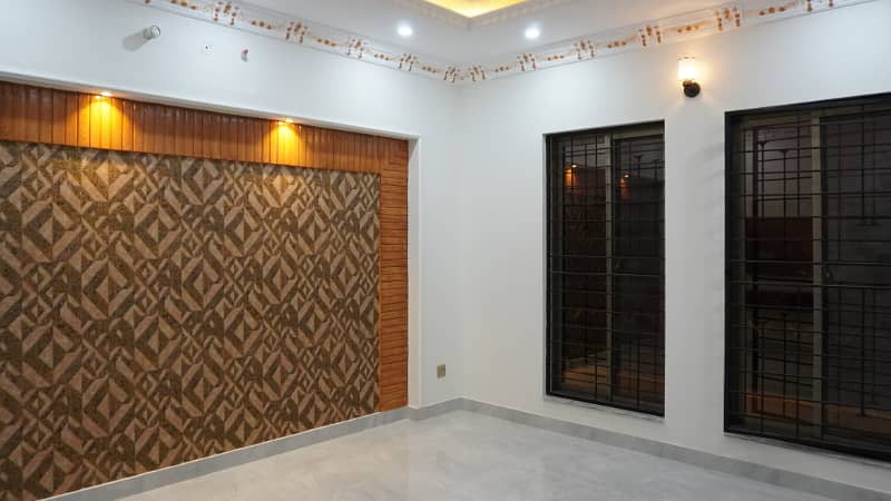 10 Marla Brand New Luxury House For SALE In Wapda Town 31