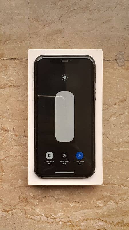 iphone 11 -jv - with box 3