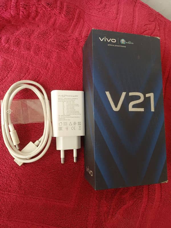 VIVO V21  8+4/128 ful packing 10