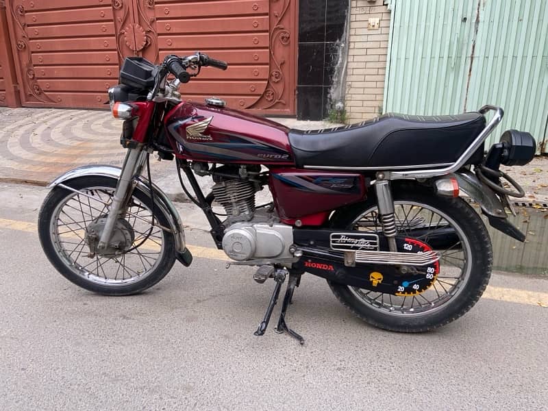 Honda CG125 Red 14B Dec 5